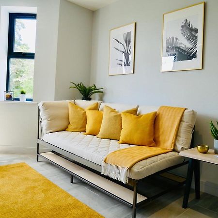Beautiful Alumpointe Apartment - 400M To The Beach Bornemouth Extérieur photo